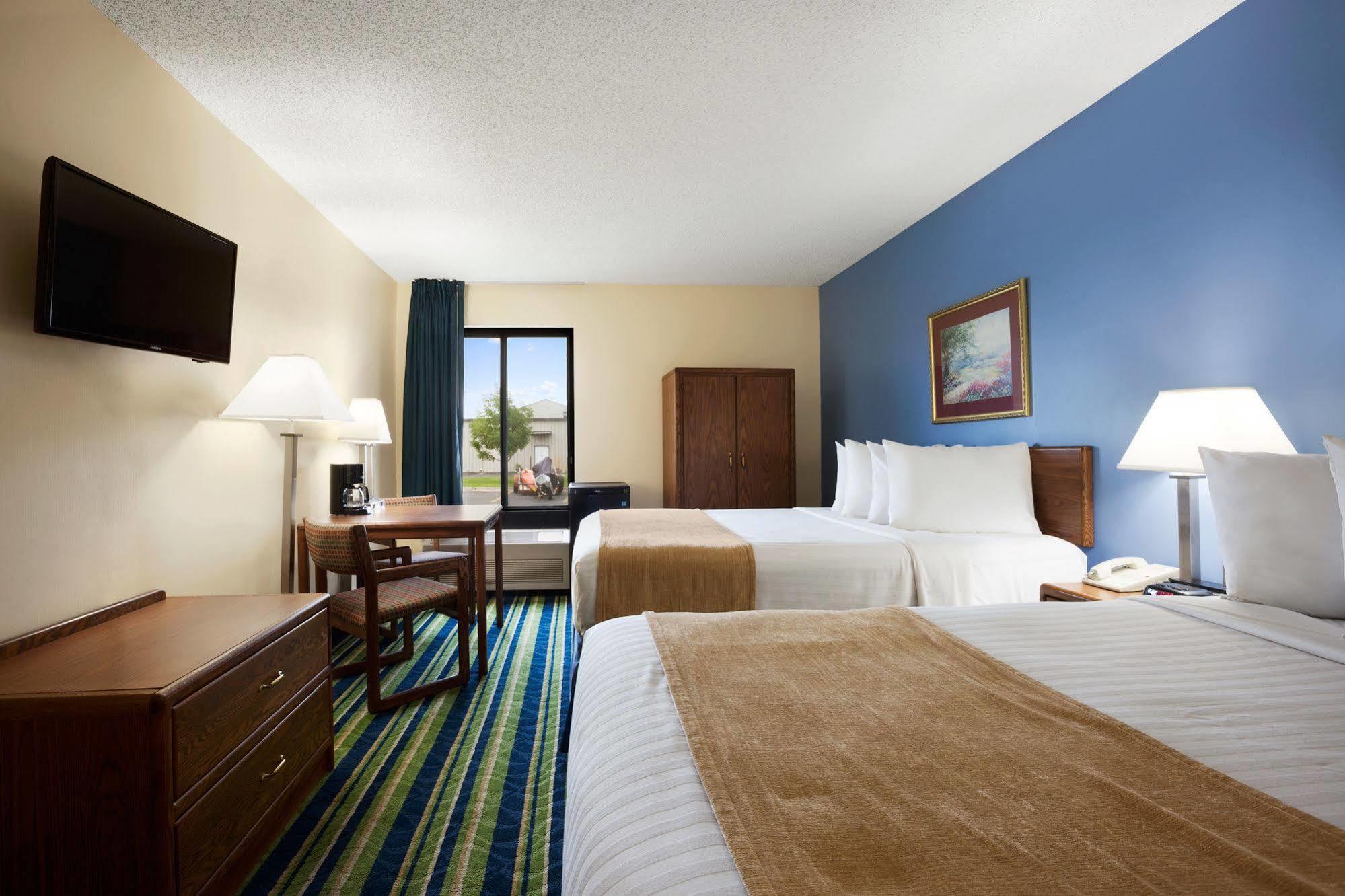 Days Inn By Wyndham Fargo Exterior foto